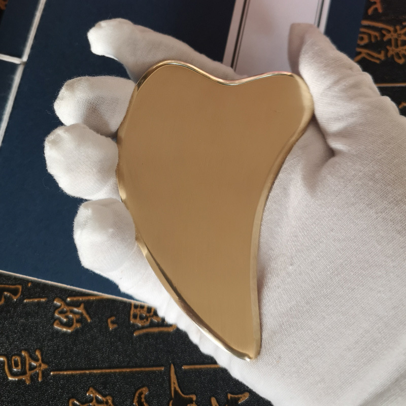 Brass Heart-Shaped Gua Sha Board, Traditional Chinese Wellness Body & Face Gua Sha Tool for Home Self-Care - Image 2