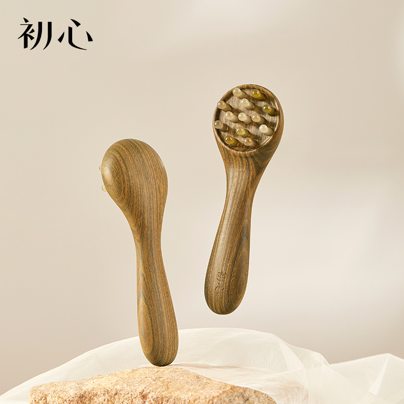 Beech Wood Massage Comb with Bean Massage Gear, Oval Square Design for Scalp Self-Care - Image 4