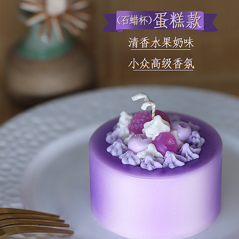 Handmade Soy Wax Aromatherapy Candle with Lavender, Rose & Tea Tree Essential Oils, Floral Fragrance Ritual Gift Box - Image 4