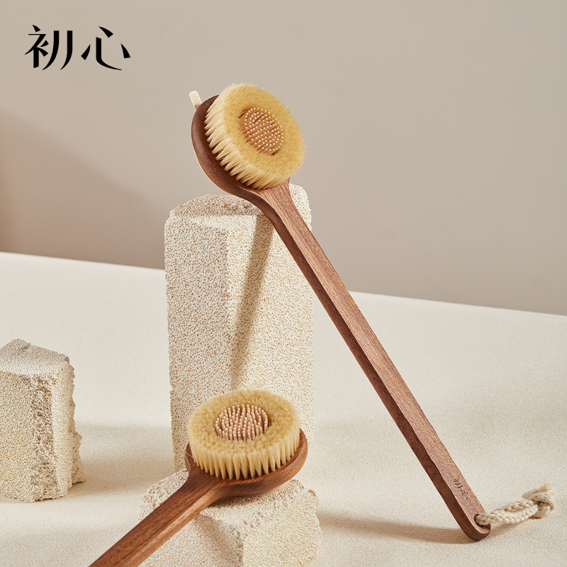Wooden Long Handle Bath Brush with Soft Boar Bristles for Gentle Back Scrubbing and Massage - Image 2