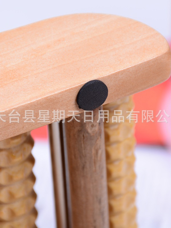 Wooden Roller Foot Massager for Home Self-Care, Manual Foot Massage Tool with Acupoint-Inspired Design - Image 4