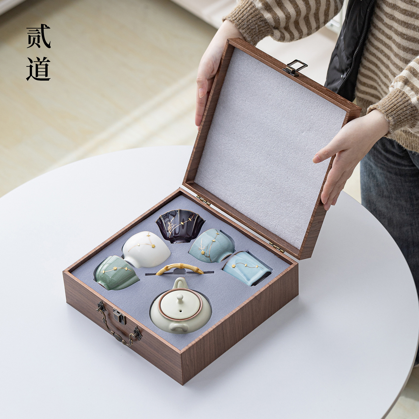 Five Famous Kiln Tea Sets, High-End National Trend Kung Fu Ceramic Tea Cups, Cultural and Creative Gift Boxes, Housewarming and Retirement Souvenirs - Image 2
