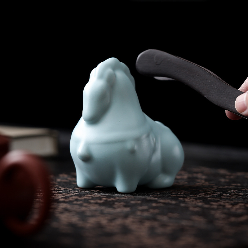 Ru Kiln Cracked Pattern Tang Horse Tea Pet Sky Blue Tea Play Creative Personalized Tea Table Tea Ceremony Ornament Ceramic Pen Holder - Image 3