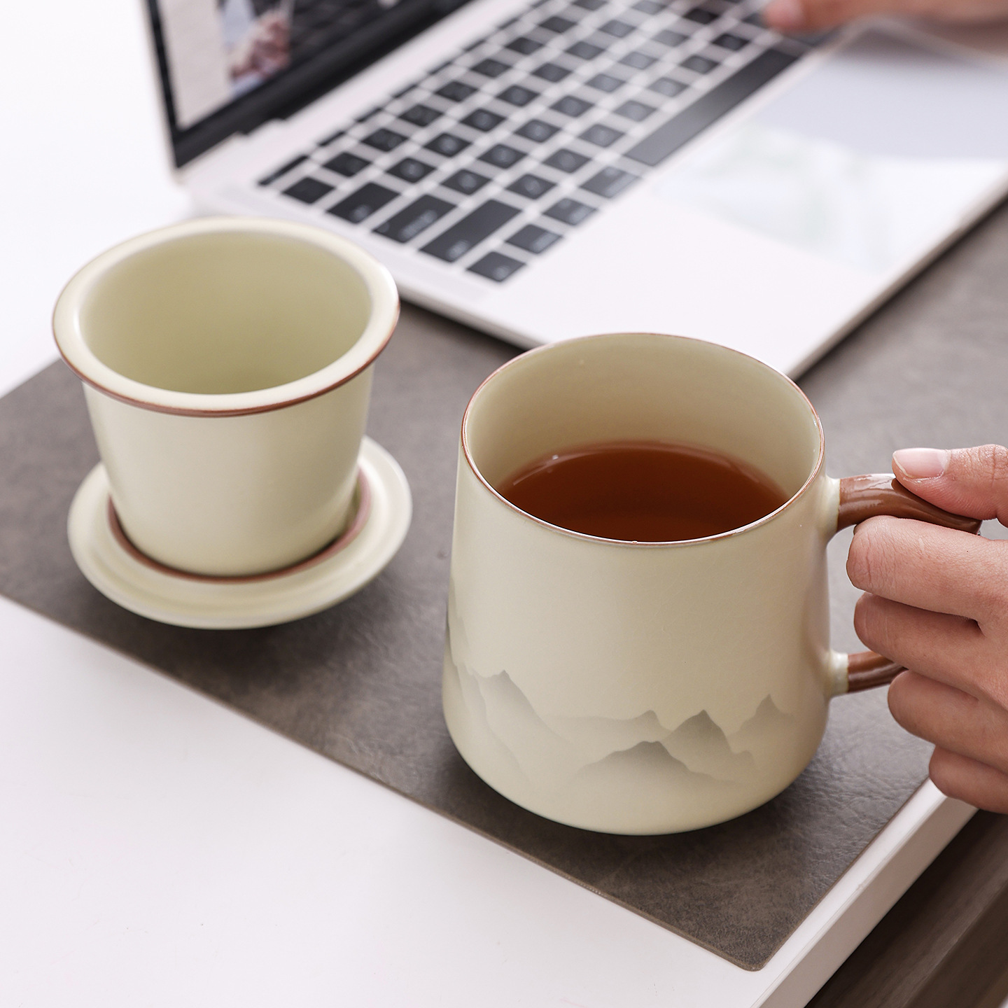 New Style Ru Kiln Ceramic Office Mugs, Company Annual Meeting Business Gifts, Corporate Opening Gifts for Clients and Employees - Image 3
