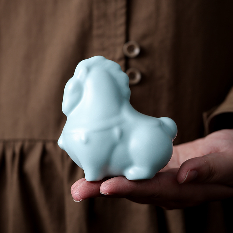 Ru Kiln Cracked Pattern Tang Horse Tea Pet Sky Blue Tea Play Creative Personalized Tea Table Tea Ceremony Ornament Ceramic Pen Holder - Image 2
