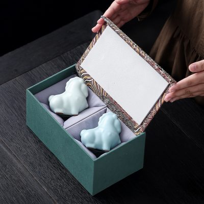 Ru Kiln Cracked Pattern Tang Horse Tea Pet Sky Blue Tea Play Creative Personalized Tea Table Tea Ceremony Ornament Ceramic Pen Holder