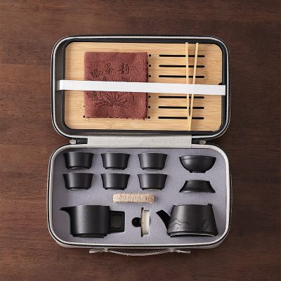 2025 New Portable Travel Kung Fu Tea Set Home High-End Outdoor Camping Style Ceramic Teapot Teacup