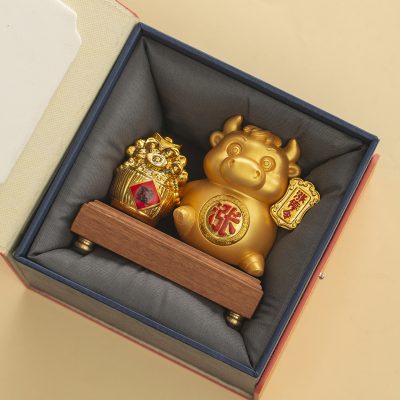 Stock Financial Securities Company Corporate Business Souvenirs Opening Gifts for Clients and Investors,涨停牛 Gifts